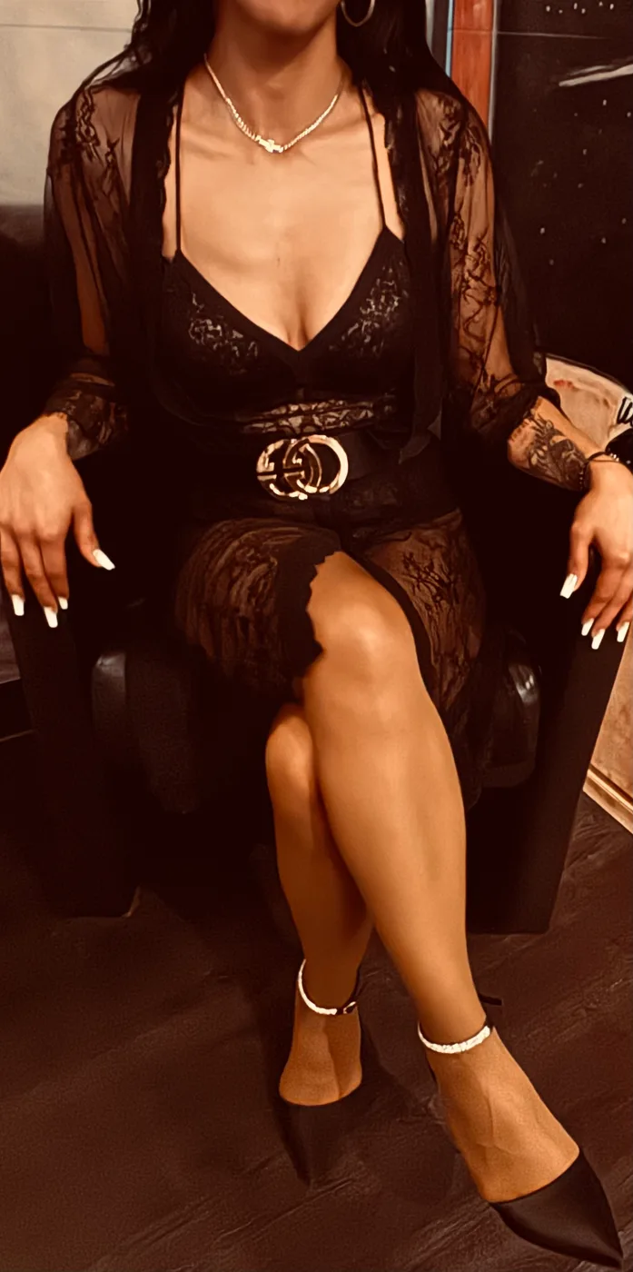 Masseuse Lina